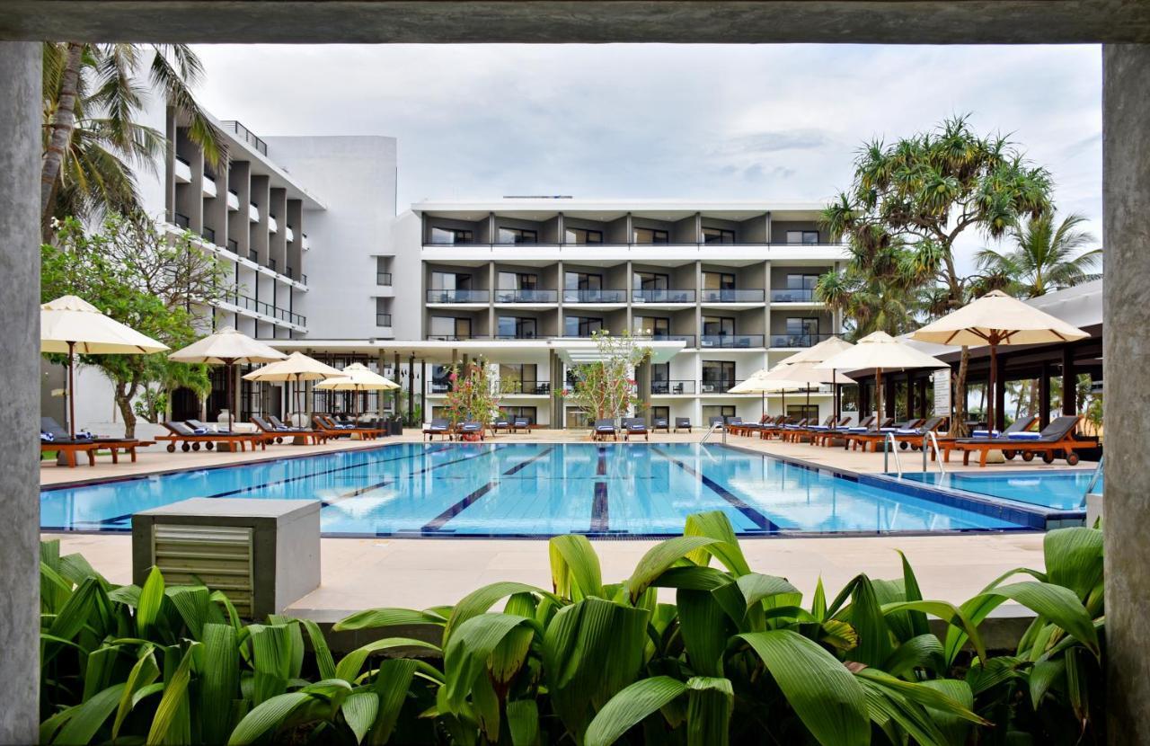 Goldi Sands Negombo