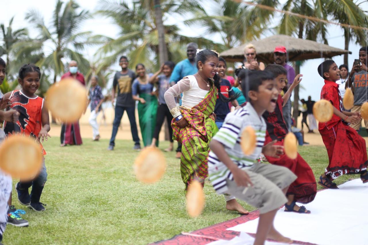 Goldi Sands Negombo