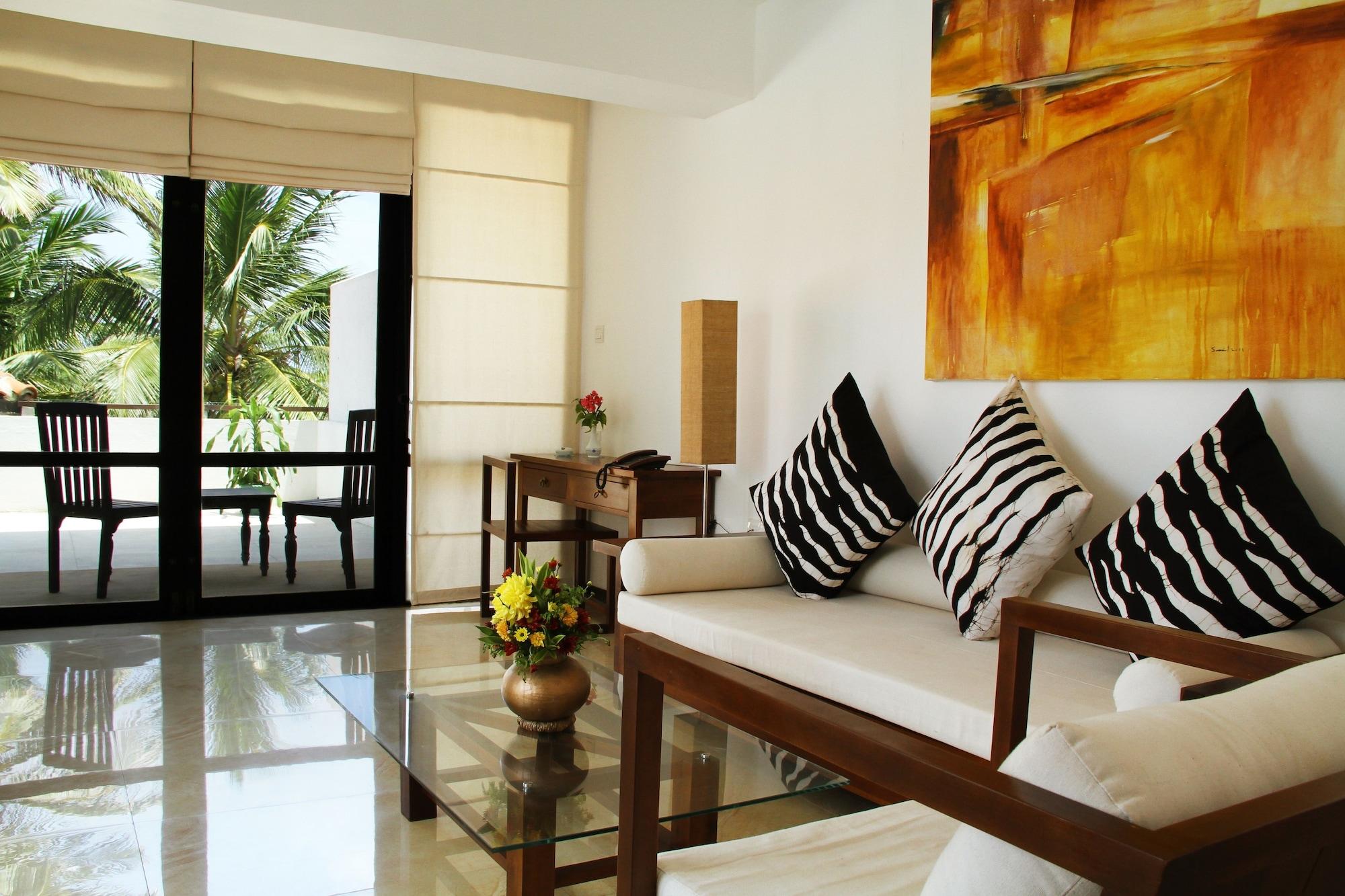 Goldi Sands Negombo